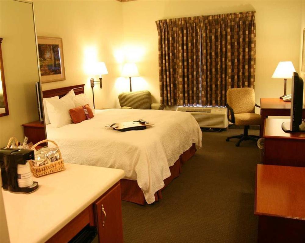 Hampton Inn Moultrie Pokoj fotografie